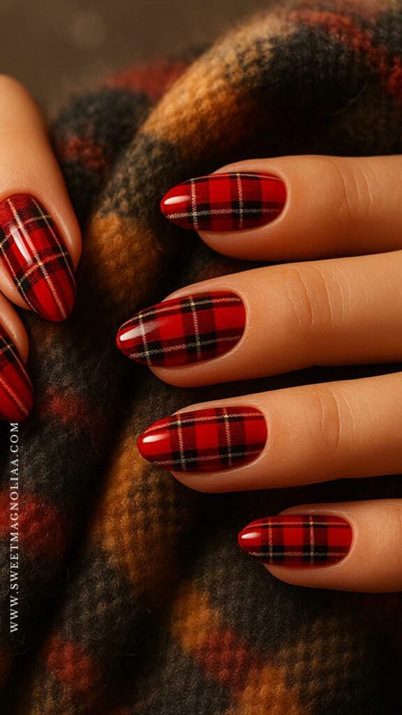 Winter Nail Designs: 12. Plaid & Tartan Prints